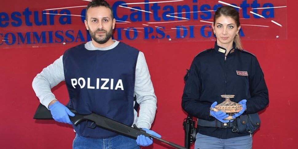 Spaccio, ricettazione di beni culturali e armi: due arresti e altre due misure cautelari a Gela