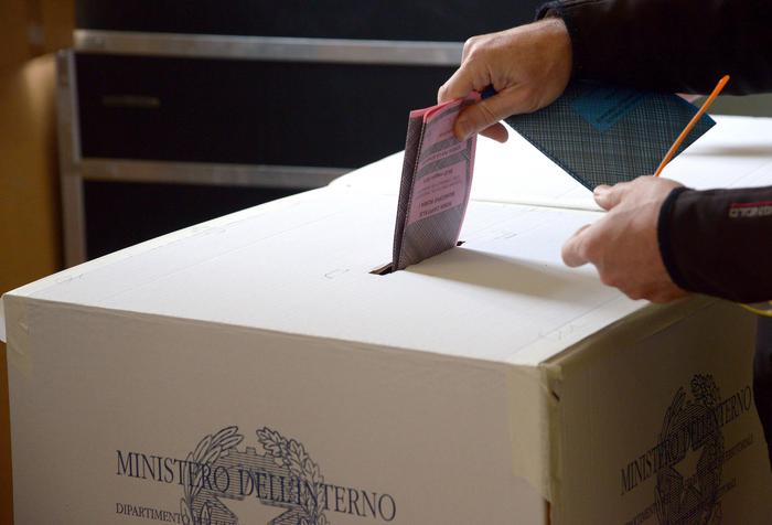 Ballottaggi: a Caltanissetta niente campo largo con il M5S