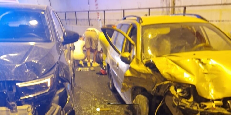 Incidente a catena sull'autostrada Catania-Siracusa, una persona ferita gravemente