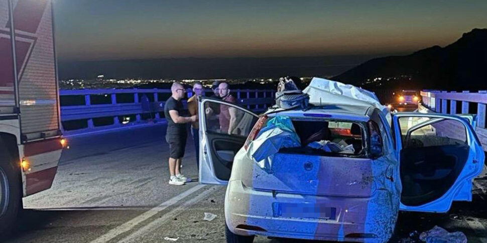 Tragico incidente sulla Palermo-Sciacca, le due vittime trovate fuori dall'auto dai soccorritori: le condizioni dei feriti