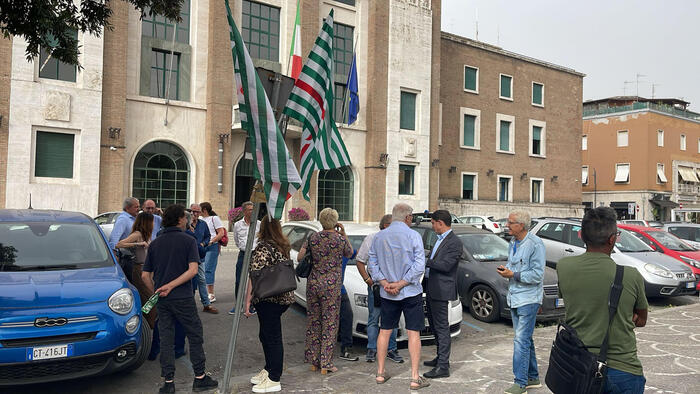 Al via la manifestazione nel centro di Latina dopo la morte del bracciante Satnam Singh