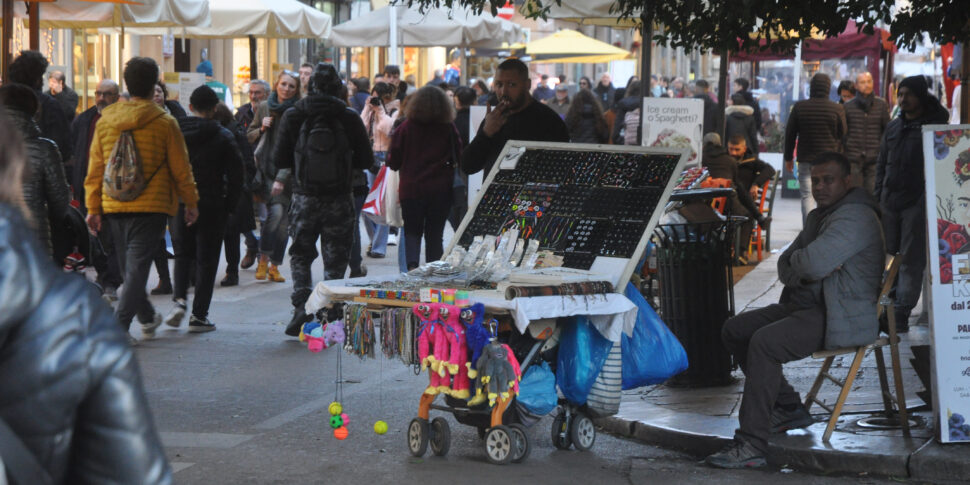 Palermo, multati due esercizi commerciali di via Maqueda