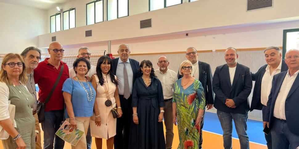 Palermo, allo Sperone la scuola Di Vittorio ha una nuova palestra interna e un campo di basket