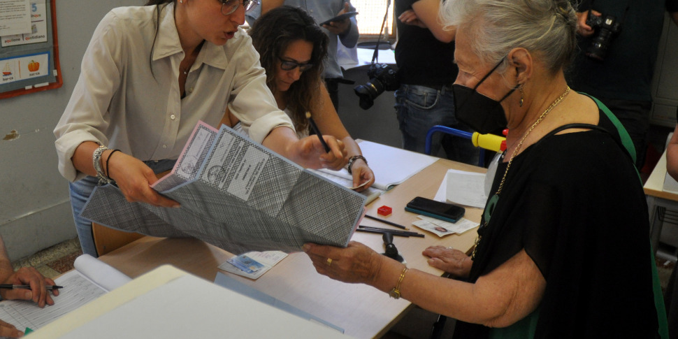 Ballottaggi, alle 12 a Caltanissetta ha votato solo il 7,88% degli aventi diritto