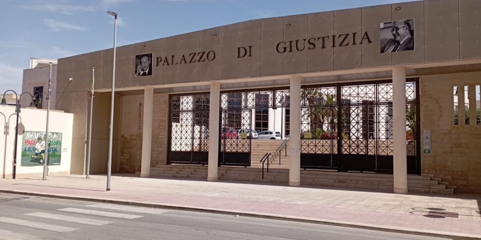 Marsala, lavori conclusi: riaperto l’ingresso principale del Palazzo di giustizia