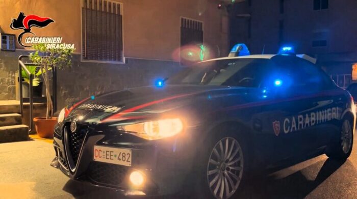 Aveva un chilo di marijuana in auto, arrestato a Siracusa