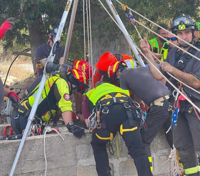 Bimbo morto nel pozzo, gli indagati salgono a nove