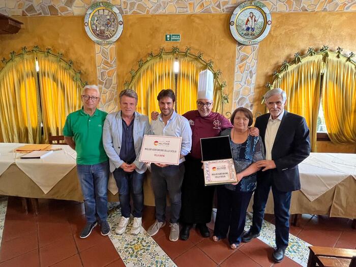 A Villa Dafne di Alia il premio migliore agriturismo in Sicilia