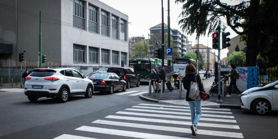 Pronti due affari: così uno dei due imprenditori legati al clan dei Barcellonesi puntava ad espandersi a Milano