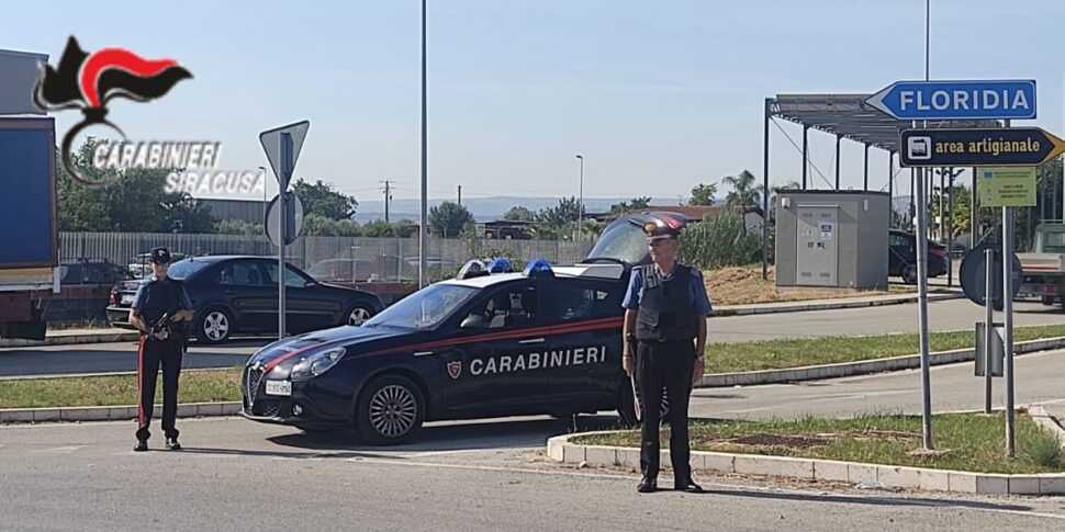 Furto, spaccio di stupefacenti ed evasione, arrestato un 43enne a Floridia