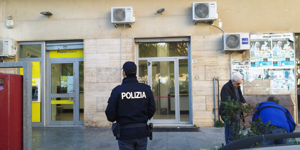 Palermo, tentata rapina alle Poste e assalto a un furgone di sigarette allo Zen: presi due giovani del quartiere