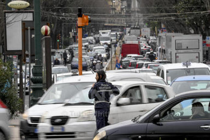 Effetto incentivi, a giugno +15% le immatricolazioni auto