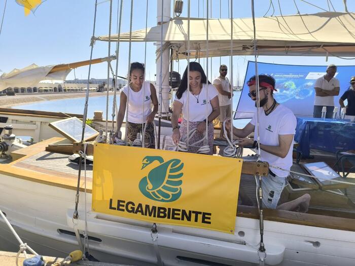 Goletta Verde, in Sicilia inquinati 10 tratti di mare su 25