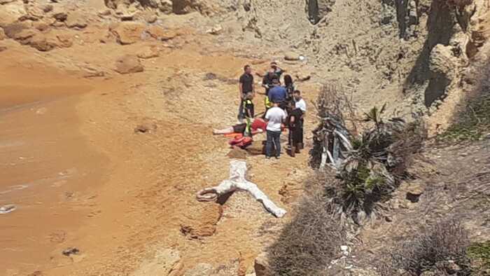 Motopesca in avaria al largo di Sciacca, in salvo i 2 pescatori