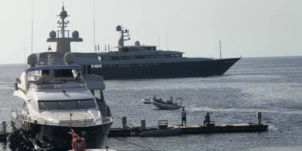 Alle Eolie cresce la flotta dei mega yacht con i loro ospiti vip