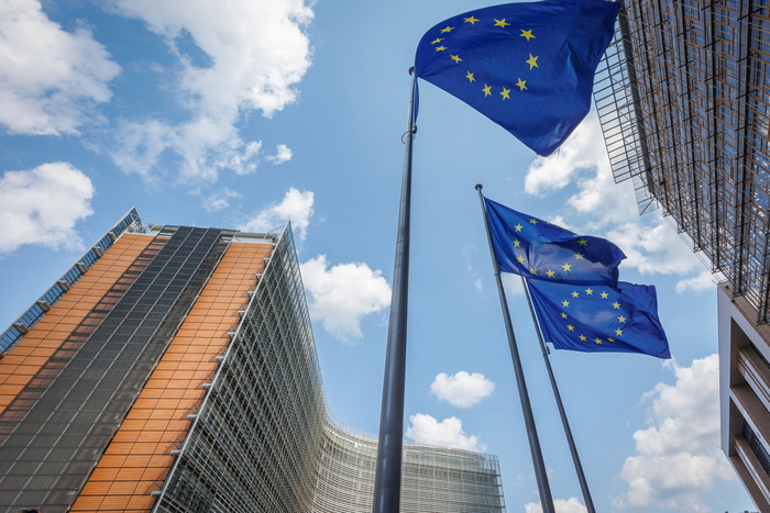 Nel secondo trimestre Pil eurozona e Ue cresce dello 0,3%