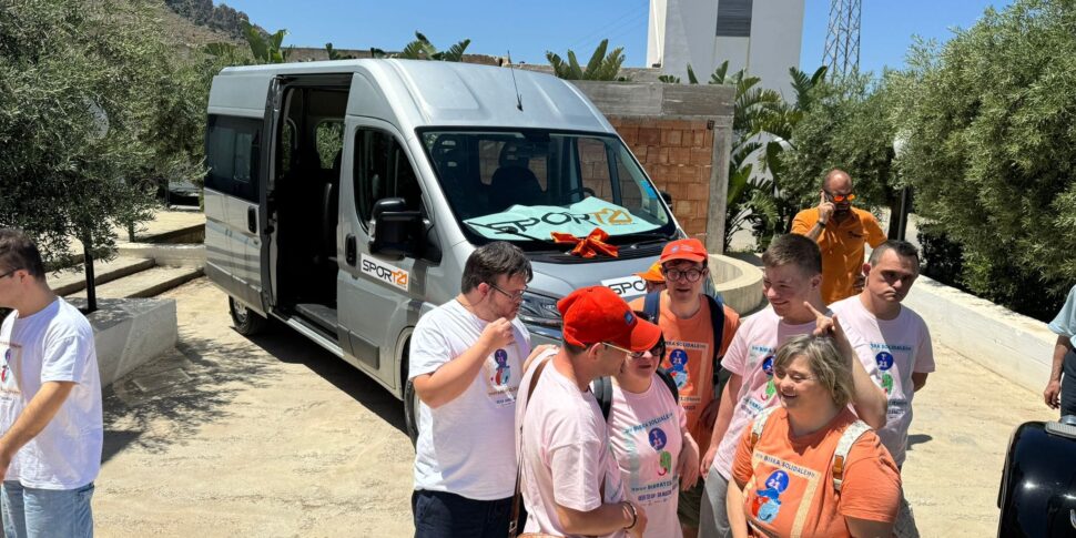 Palermo, rubato il pulmino per i ragazzi disabili a un’associazione sportiva di volontari: era nuovo