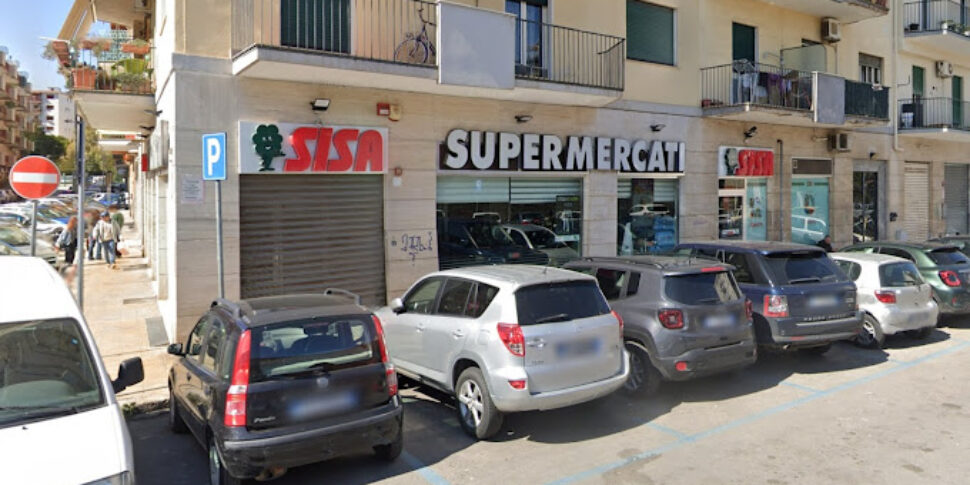 Furto al supermercato Sisa di Palermo, rubati prosciutti e formaggi