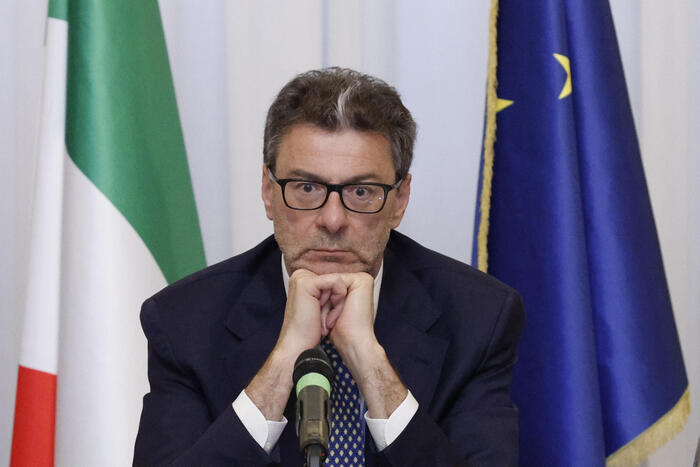 Giorgetti, la prossima manovra sarà seria e responsabile