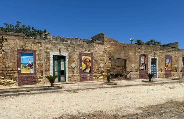 I volti di Gianbecchina nel museo en plein air di Montevago