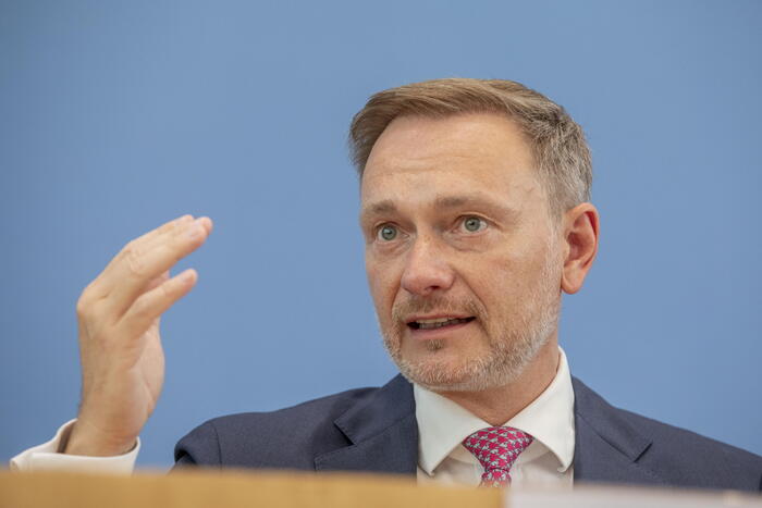 Lindner, in Ue non serve mutualizzazione debito pubblico