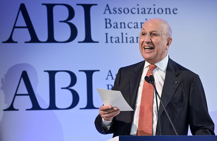 Abi, a giugno tassi sui mutui scendono al 3,56%