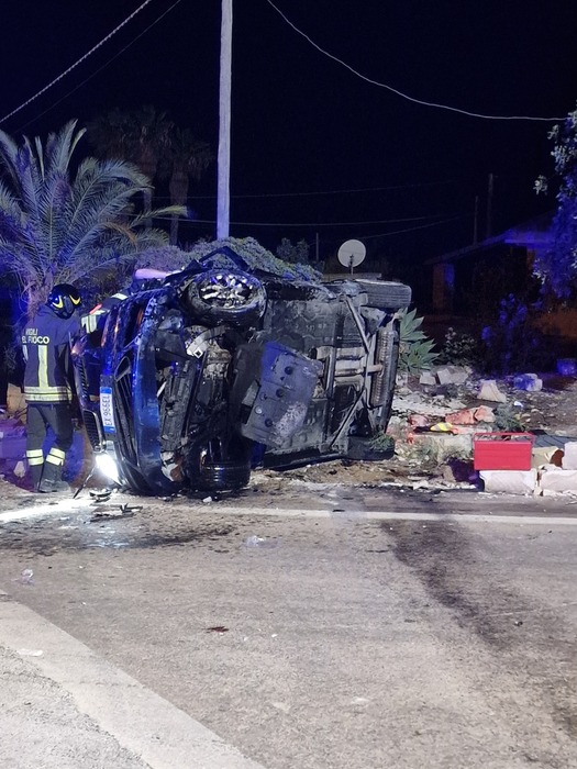 Incidente nella notte nel litorale ragusano, cinque feriti