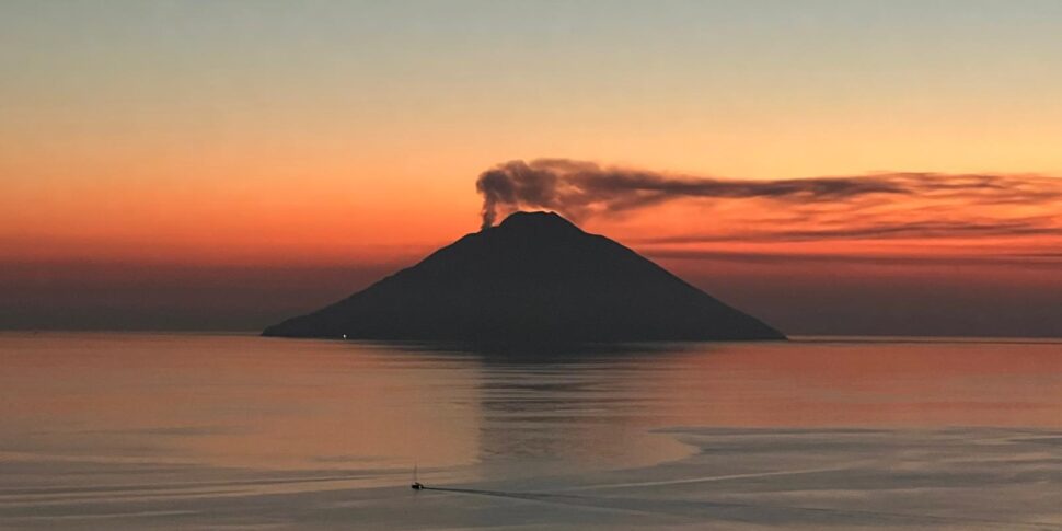 Stromboli, nuova esplosione registrata dall'Istituto di vulcanologia