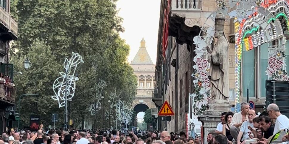 Palermo, niente luminarie e luce elettrica dai Quattro Canti a Porta Nuova per più di un'ora