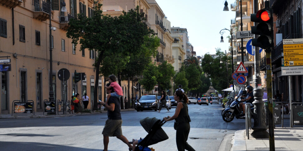 Palermo, anche la via Roma avrà la pista ciclabile: il progetto approvato dalla giunta comunale