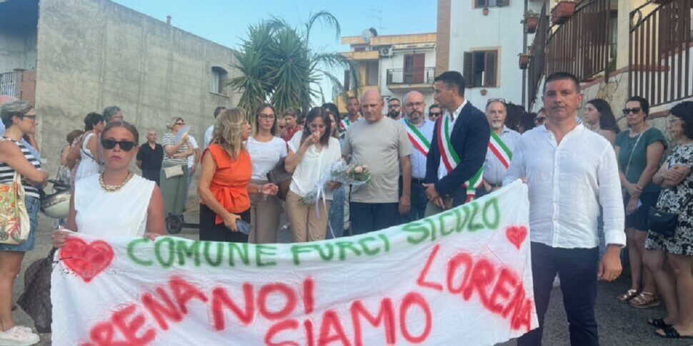 Omicidio Lorena Quaranta, marcia di protesta con i genitori: presenti anche i sindaci di Favara e Furci Siculo