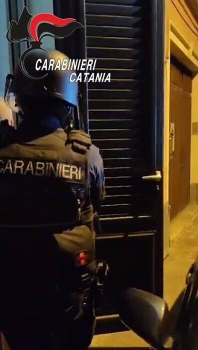 Indagini dopo sequestro arsenale clan Catania, un arresto