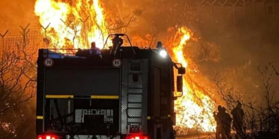 La Sicilia brucia: venti incendi in due giorni