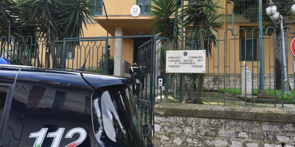 Lercara Friddi, proibiscono alla figlia di studiare: coniugi nordafricani arrestati per maltrattamenti