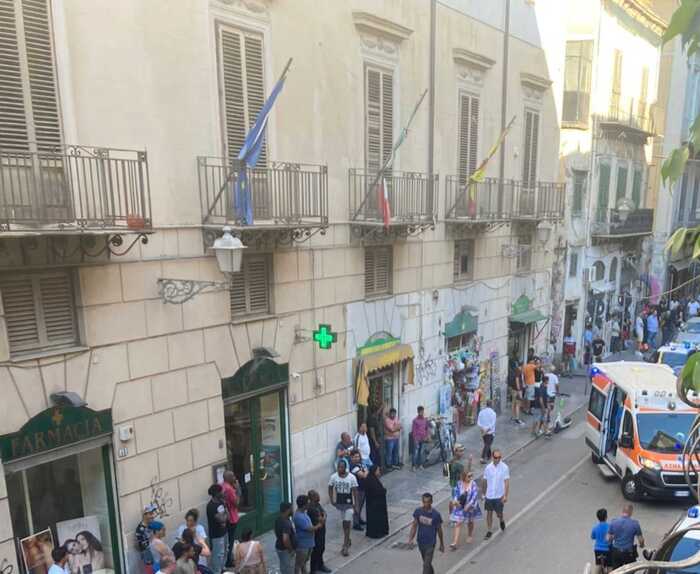 Rissa e aggressione a commerciante in via Maqueda a Palermo