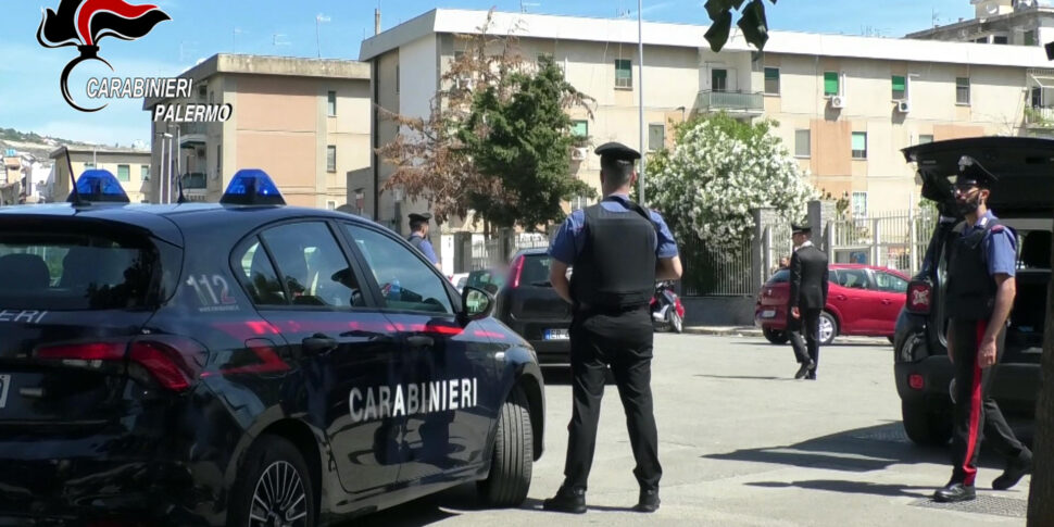 Palermo, arrestati per il ferimento in viale Michelangelo: tutto era cominciato nel pomeriggio, uno dei due era stato picchiato