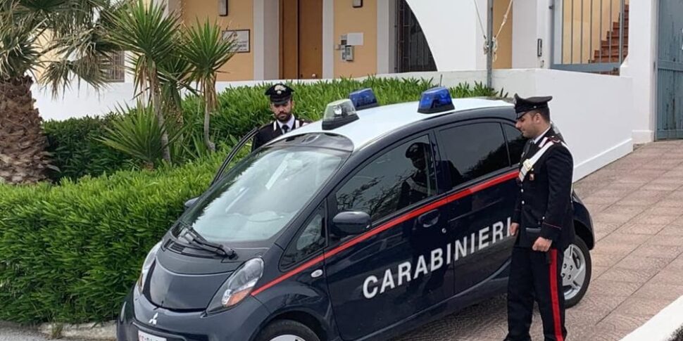 Spaccio di droga a Salina, i carabinieri arrestano messinese di 35 anni