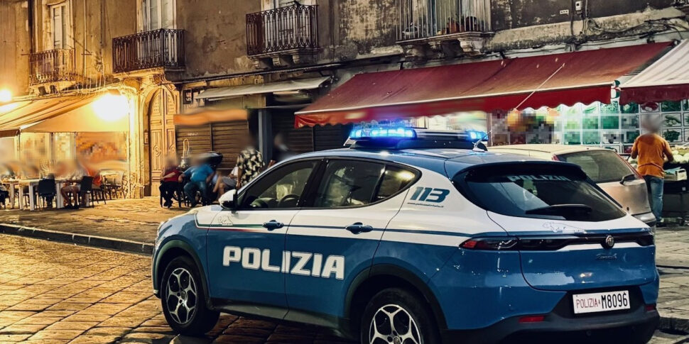 Catania, pregiudicato colombiano ai domiciliari beccato per strada: scatta un nuovo arresto