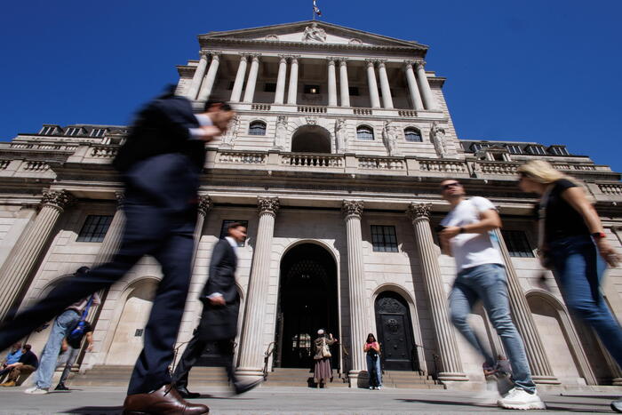 Bank of England taglia i tassi di interesse al 5%