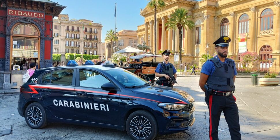 Blitz antidroga a Palermo, scoperti alla Noce 7 chili mezzo tra hashish e marijuana: un arresto