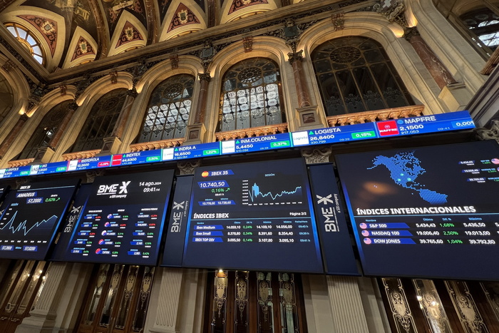 Borsa: l'Europa conclude positiva, Madrid +1,4%