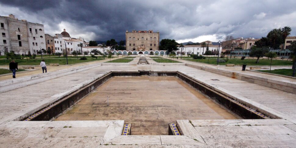 Palermo, al giardino della Zisa rubato il sistema per timbrare i cartellini