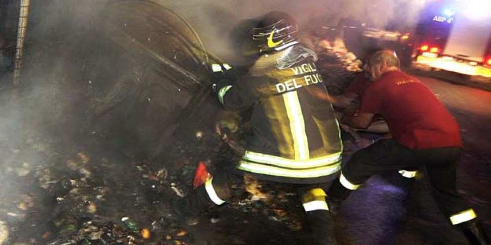 Ancora una notte di incendi di rifiuti a Palermo