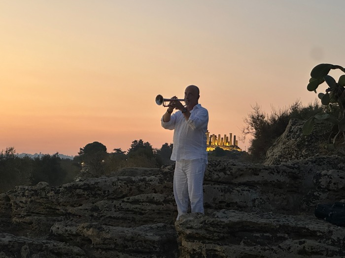 L'alba nella Valle dei Templi con i grandi della musica jazz