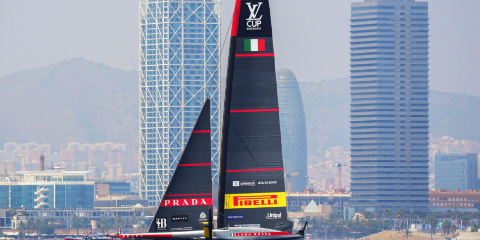 L'America’s Cup al via a Barcellona, per Luna Rossa prima un guasto e poi la rivincita