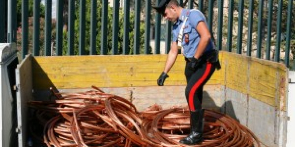 Furto di rame a Montelepre, i ladri portano via 250 metri di cavi