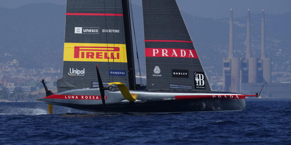 America's Cup, Luna Rossa batte anche Ineos Britannia