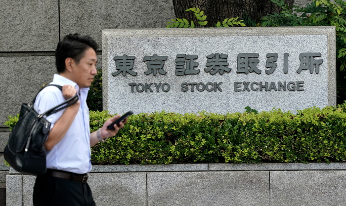 Borsa: Tokyo, apertura in forte rialzo (+2,88%)