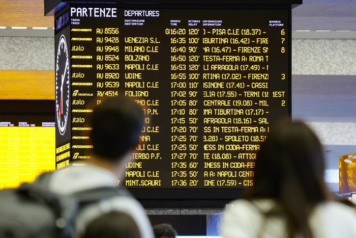 Faro di Salvini su ferrovie, necessario massimo impegno