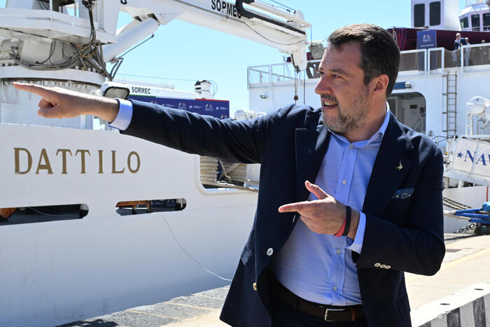 Salvini, 'entro l'anno cantierizzazione per ponte Stretto'